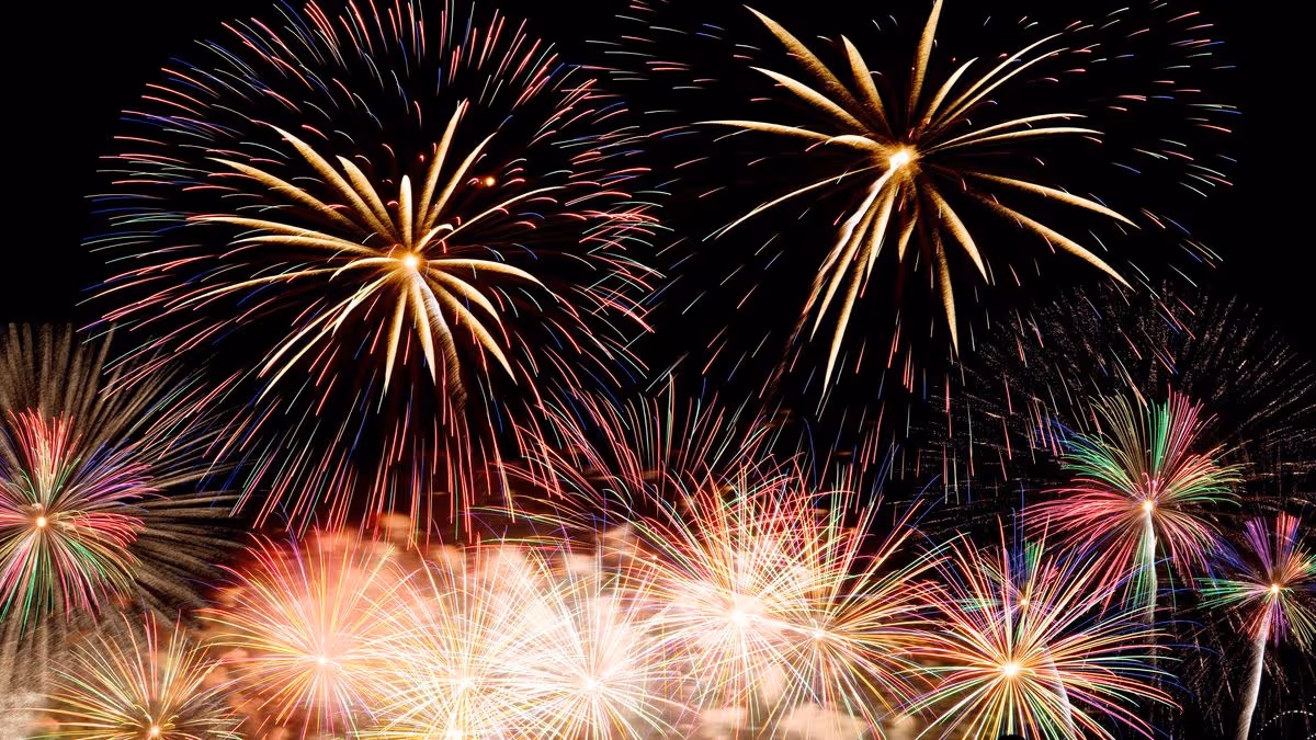 Best Firecrackers UK for Loud and Fun Displays